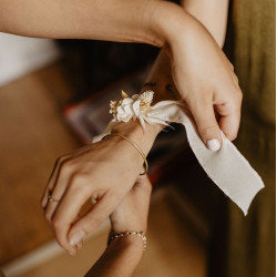 Bracelet pour mariage fleurs séchées, bohème et élégant